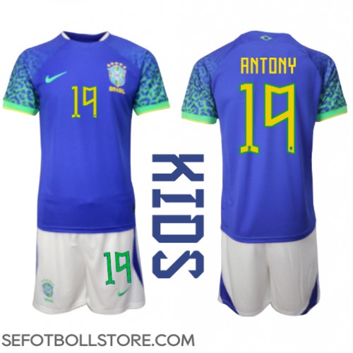 Brasilien Antony #19 Replika babykläder Bortaställ Barn VM 2022 Kortärmad (+ korta byxor)